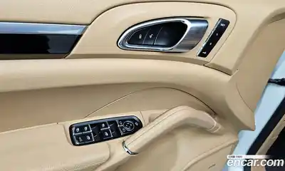 Porsche Cayenne 2015 3.0 Автомат в Москве № 149879, миниатюра 11