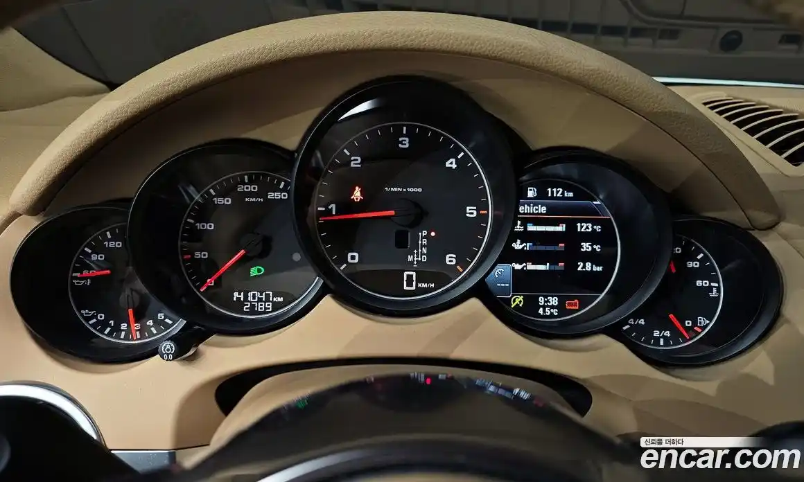 Porsche Cayenne 2015 3.0 Автомат в Москве № 149879, фото 12