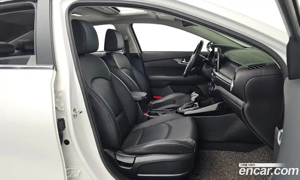 Kia K3 2022 1.6 Автомат в Москве № 15338, фото 6