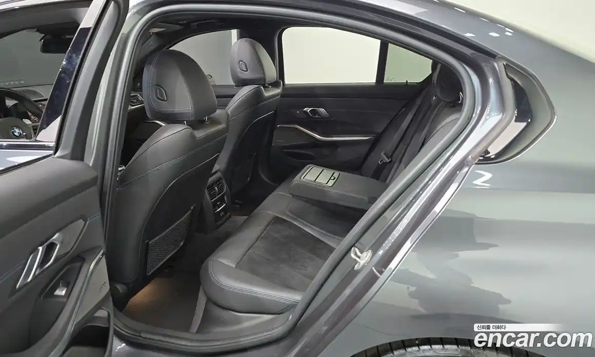 BMW 3-Series 2021 2.0 Автомат в Москве № 154353, фото 17