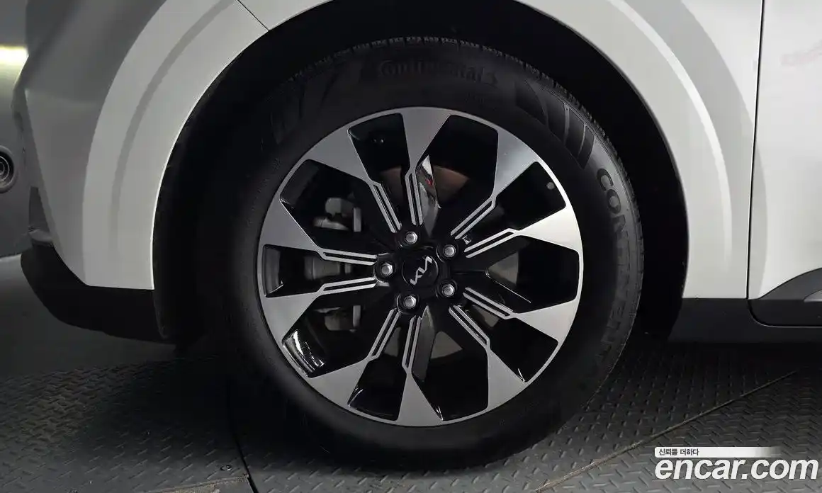 Kia Canival 2023 3.5 Автомат в Москве № 15696, фото 11