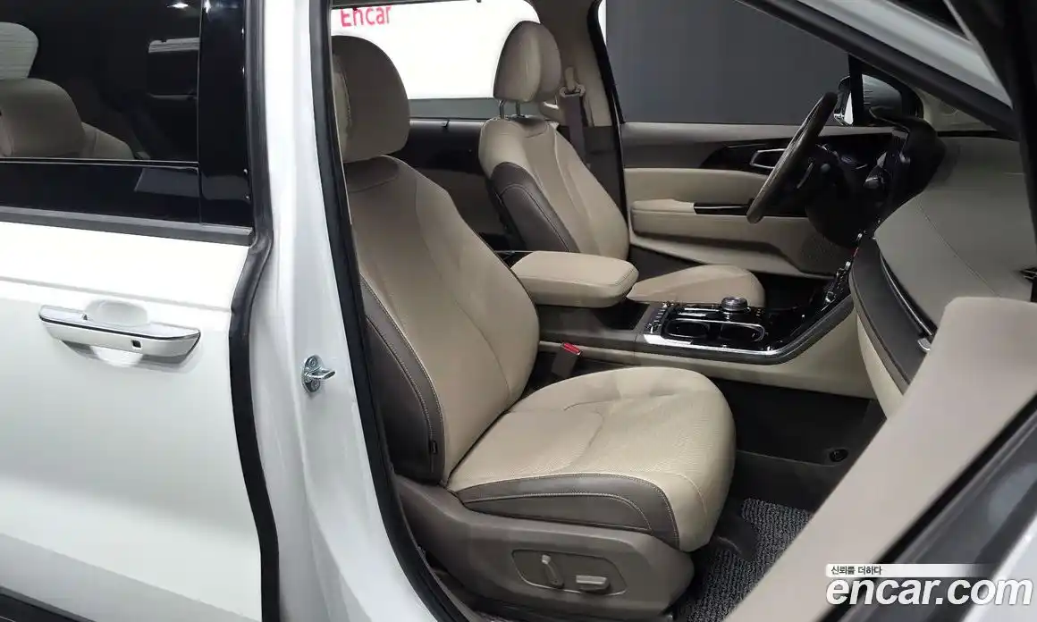 Kia Canival 2023 3.5 Автомат в Москве № 15696, фото 15