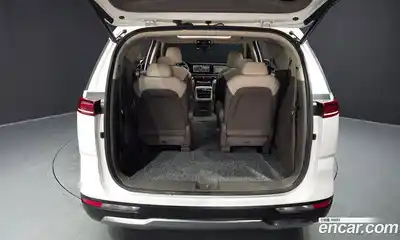 Kia Canival 2023 3.5 Автомат в Москве № 15696, миниатюра 10