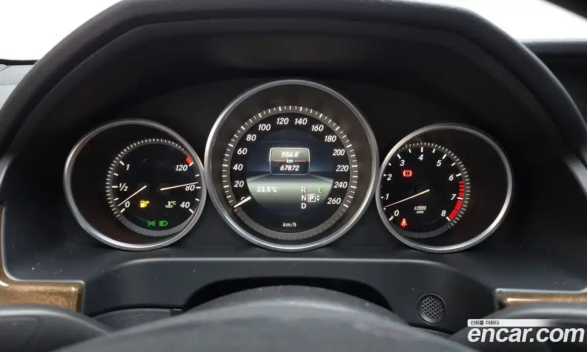 Mercedes-Benz E-Class 2016 3.5 Автомат в Москве № 160853, фото 12