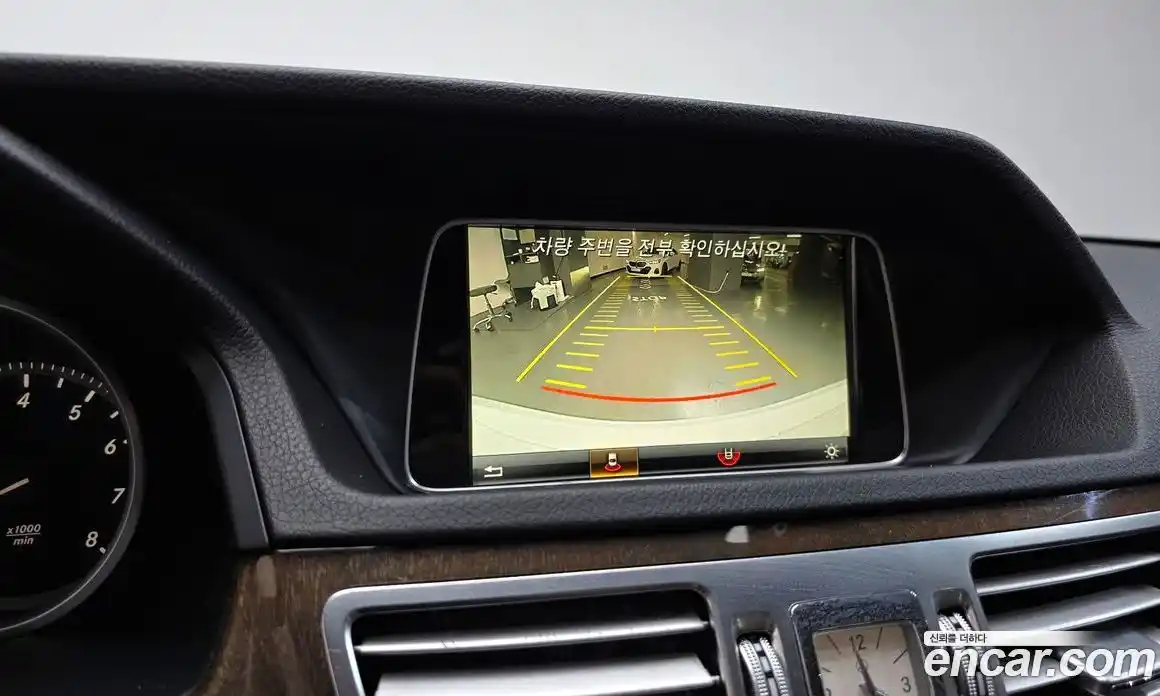 Mercedes-Benz E-Class 2016 3.5 Автомат в Москве № 160853, фото 15