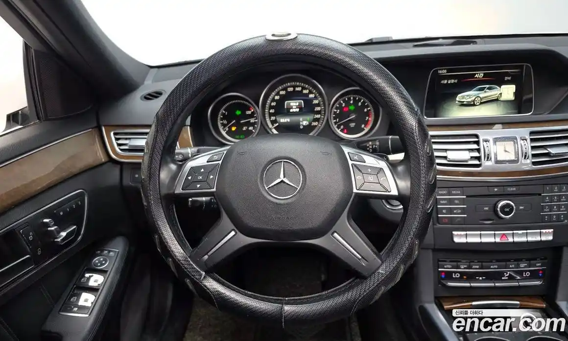 Mercedes-Benz E-Class 2016 3.5 Автомат в Москве № 160853, фото 3