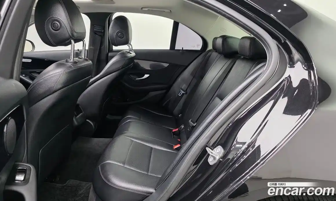 Mercedes-Benz C-Class 2016 2.0 Автомат в Москве № 161352, фото 16