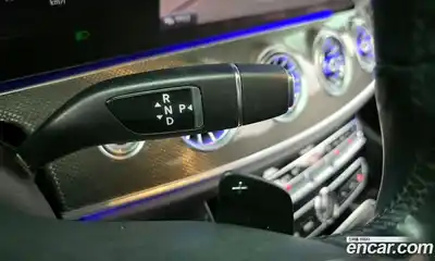 Mercedes-Benz CLS-Class 2020 1.9 Автомат в Москве № 161401, миниатюра 2