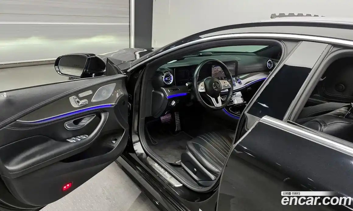 Mercedes-Benz CLS-Class 2020 1.9 Автомат в Москве № 161401, фото 3