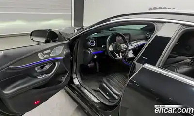 Mercedes-Benz CLS-Class 2020 1.9 Автомат в Москве № 161401, миниатюра 3