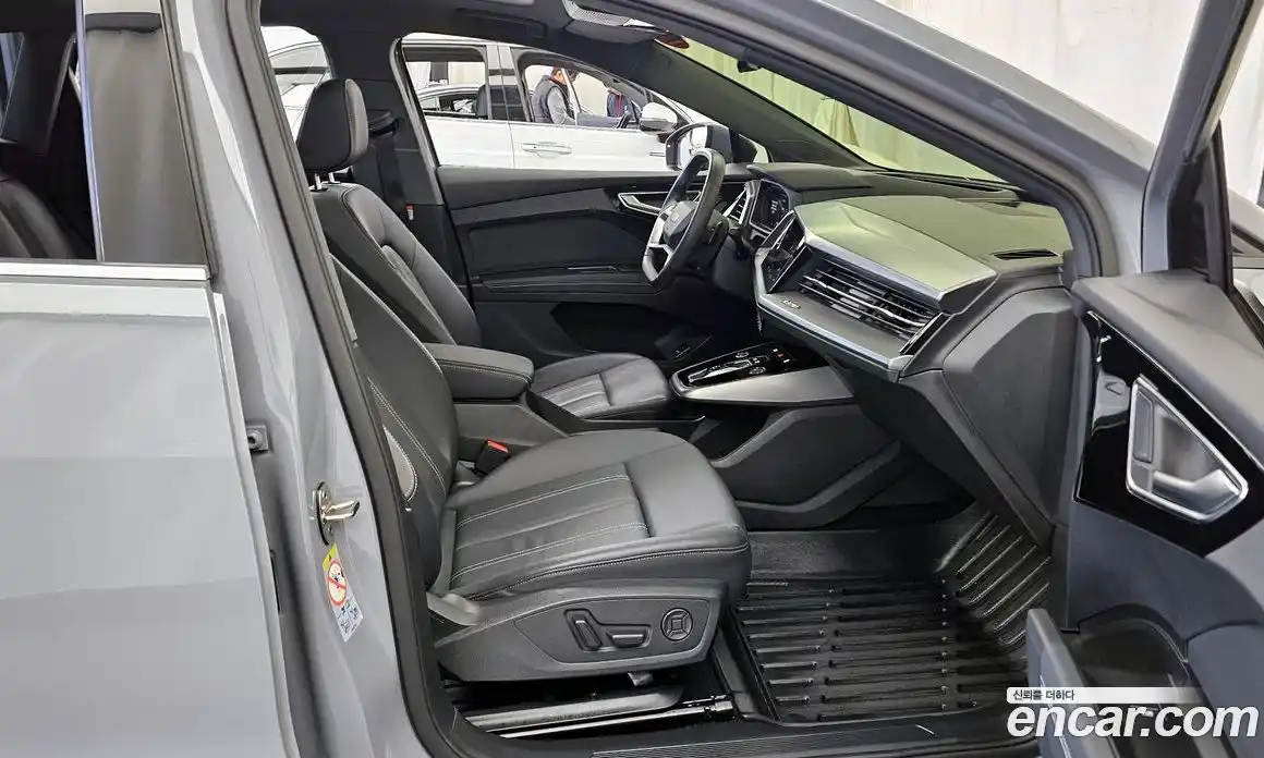 Audi Q4 e-tron 2023 0.2 Автомат в Москве № 162652, фото 17