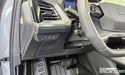 Audi Q4 e-tron 2023 0.2 Автомат в Москве № 162652, миниатюра 3