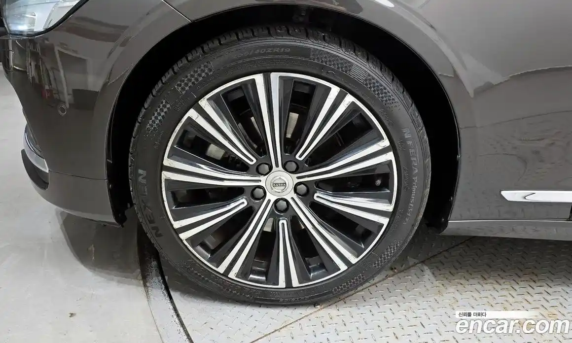 Volvo S90 2021 2.0 Автомат в Москве № 164562, фото 17