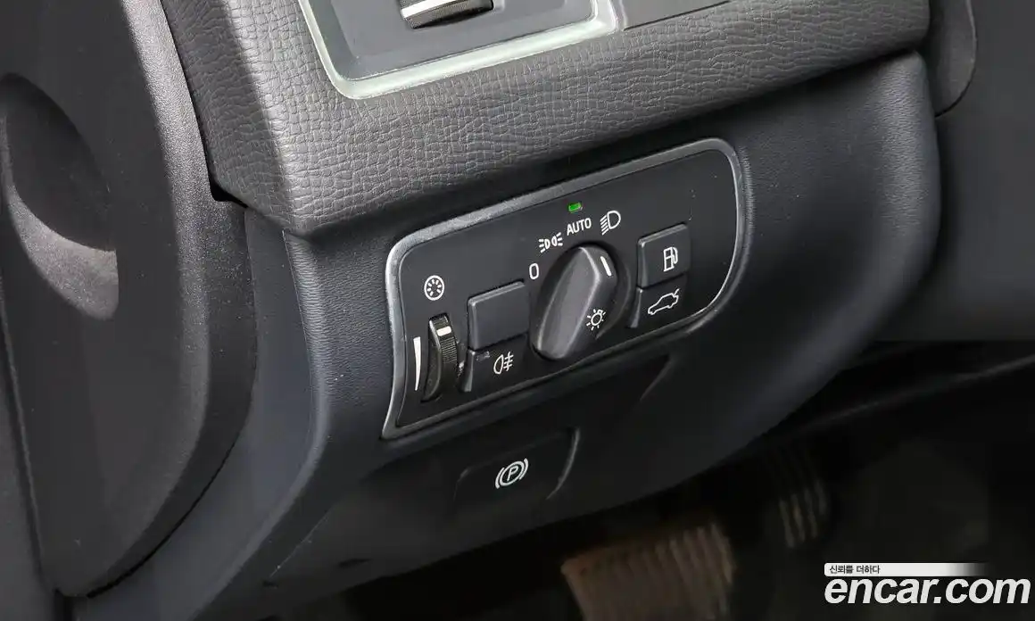 Volvo XC60 2017 2.0 Автомат в Москве № 164666, фото 8