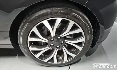 Land Rover Range-Rover 2018 4.4 Автомат в Москве № 166607, миниатюра 2