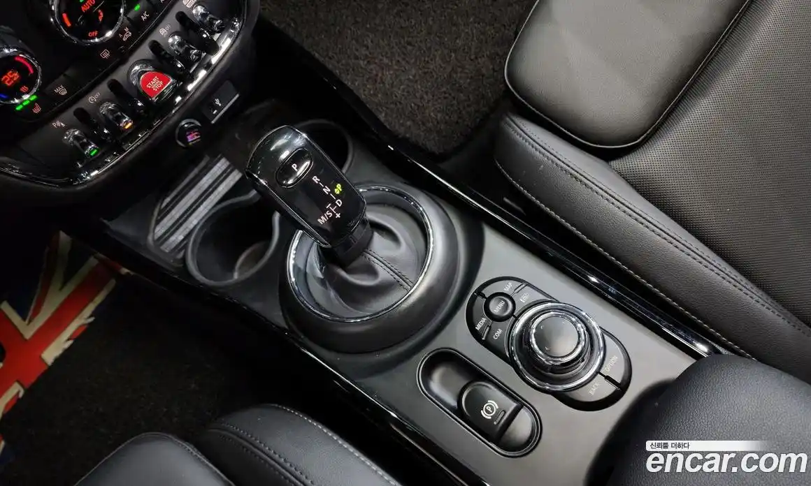 Mini Clubman 2024 1.5 Автомат в Москве № 166975, фото 17