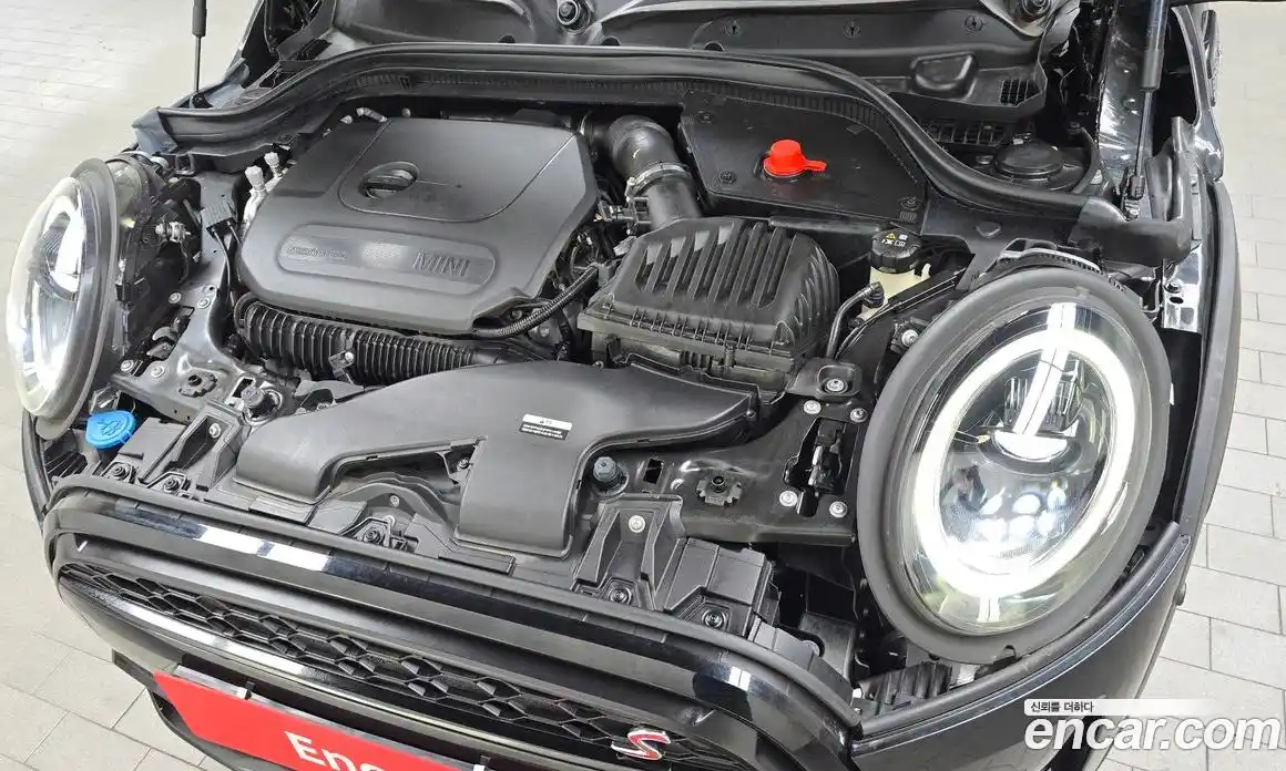 Mini Cooper Convertible 2023 2.0 Автомат в Москве № 167094, фото 12