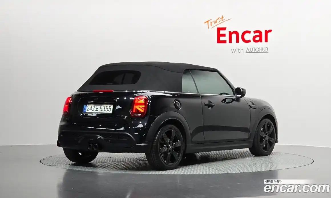 Mini Cooper Convertible 2023 2.0 Автомат в Москве № 167094, фото 6