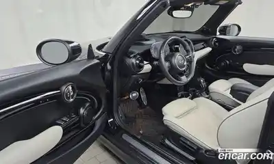 Mini Cooper Convertible 2023 2.0 Автомат в Москве № 167094, миниатюра 8