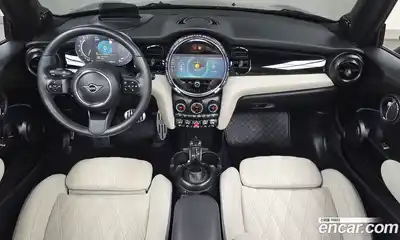 Mini Cooper Convertible 2023 2.0 Автомат в Москве № 167094, миниатюра 10