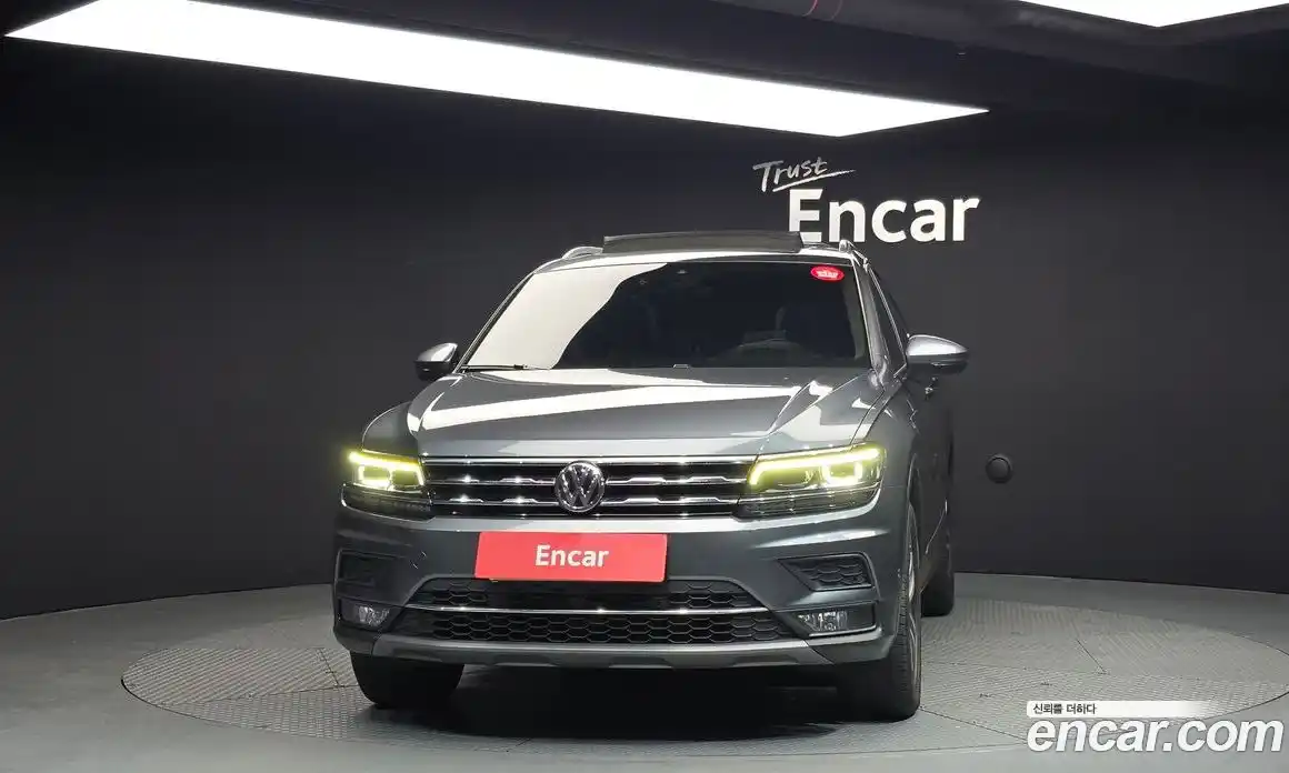 Volkswagen Tiguan 2020 2.0 Автомат в Москве № 169038, фото 19