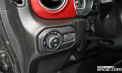 Jeep Wrangler 2023 2.0 Автомат в Москве № 169491, миниатюра 7