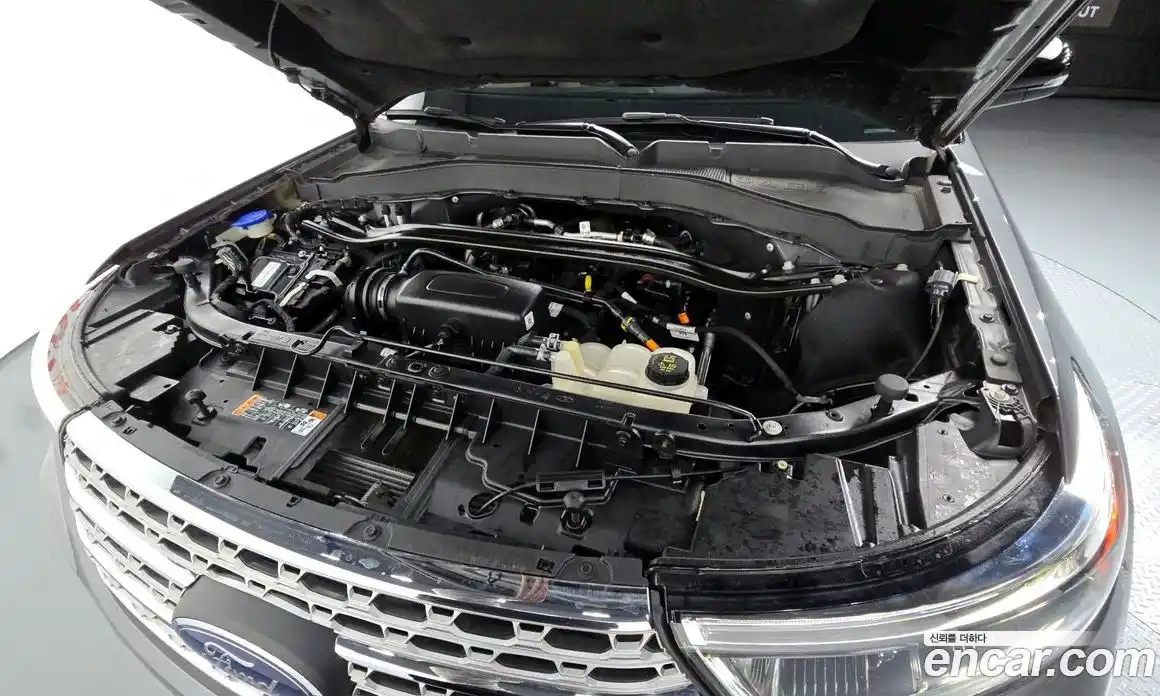 Ford Explorer 2022 2.3 Автомат в Москве № 170865, фото 4