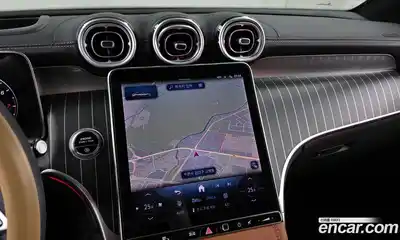 Mercedes-Benz GLC-Class 2025 2.0 Автомат в Москве № 174508, миниатюра 4