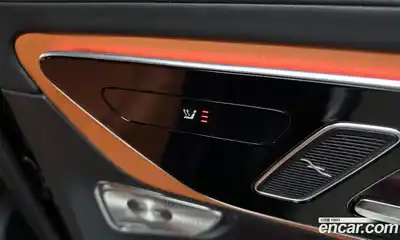 Mercedes-Benz GLC-Class 2025 2.0 Автомат в Москве № 174508, миниатюра 5