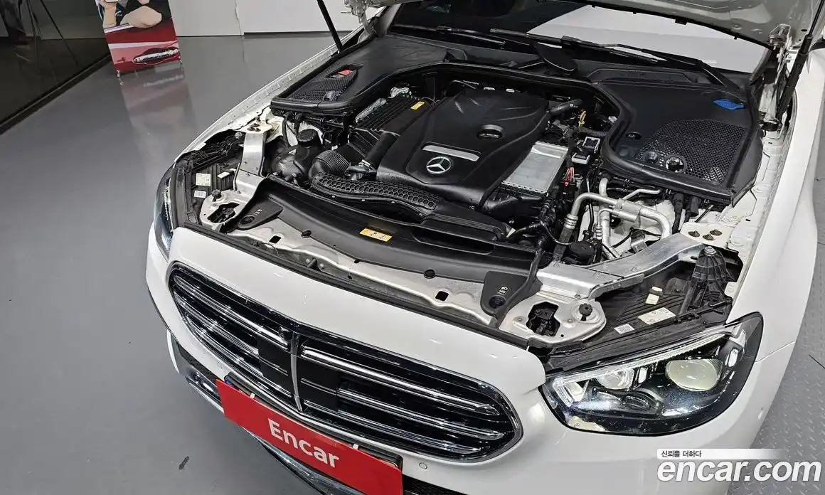 Mercedes-Benz E-Class 2022 2.0 Автомат в Москве № 175233, фото 18