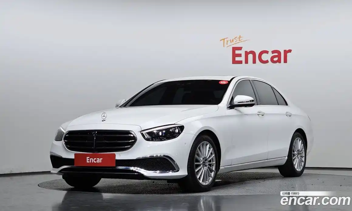 Mercedes-Benz E-Class 2022 2.0 Автомат в Москве № 175233, фото 19