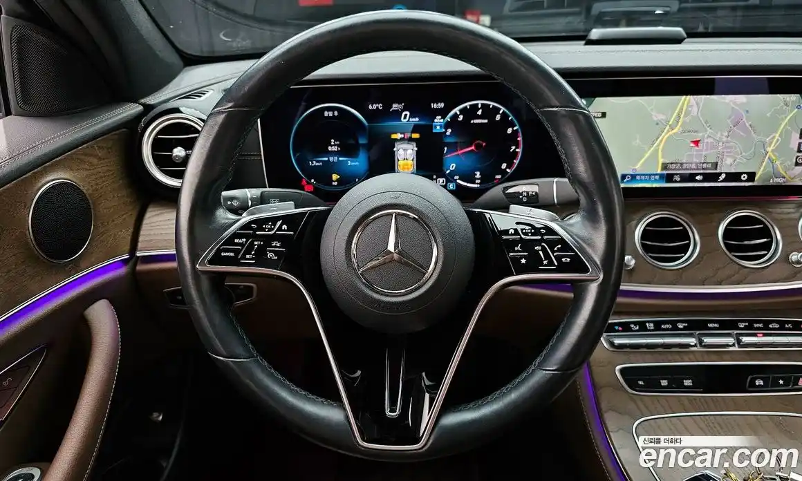 Mercedes-Benz E-Class 2022 2.0 Автомат в Москве № 175233, фото 20