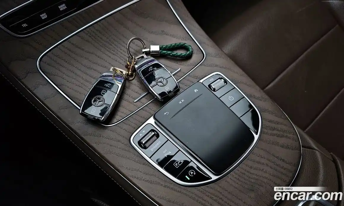 Mercedes-Benz E-Class 2022 2.0 Автомат в Москве № 175233, фото 3