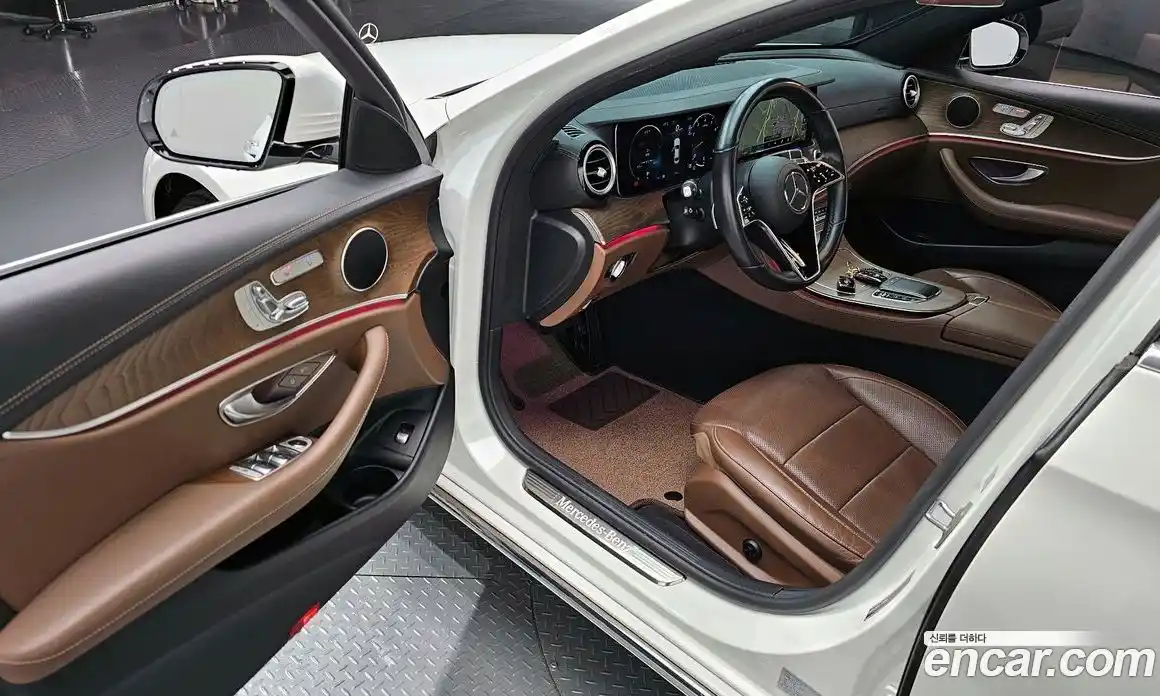 Mercedes-Benz E-Class 2022 2.0 Автомат в Москве № 175233, фото 6