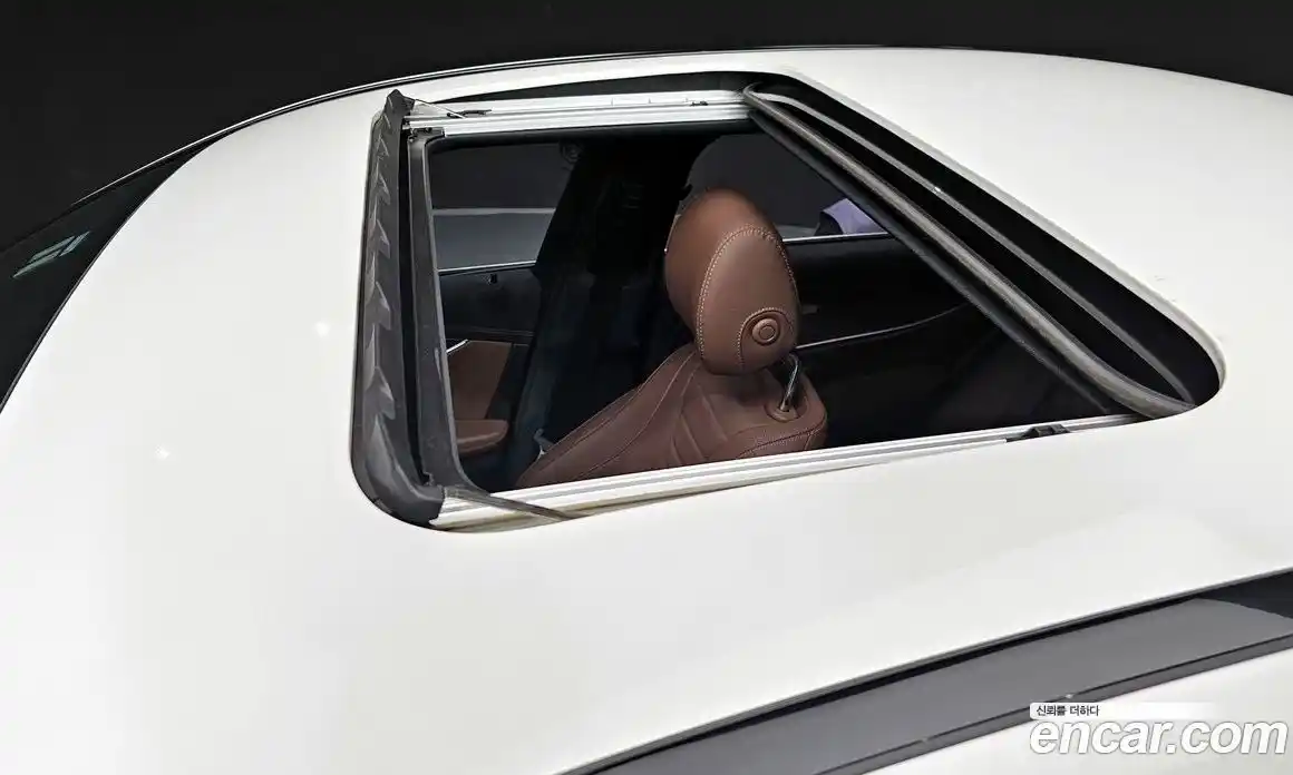 Mercedes-Benz E-Class 2023 2.0 Автомат в Москве № 178386, фото 19