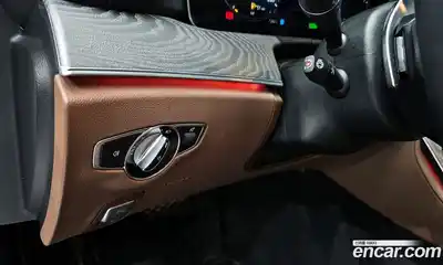 Mercedes-Benz E-Class 2023 2.0 Автомат в Москве № 178386, миниатюра 7