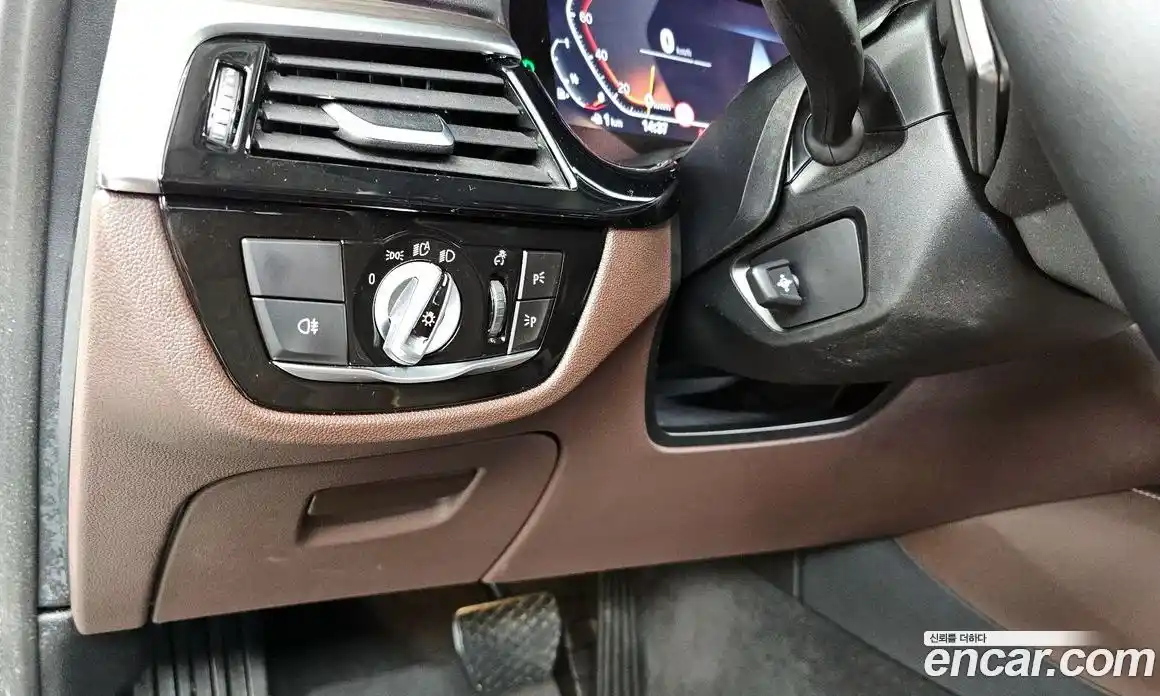 BMW 5-Series 2023 2.0 Автомат в Москве № 188220, фото 12