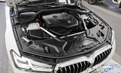 BMW 5-Series 2023 2.0 Автомат в Москве № 188220, миниатюра 5