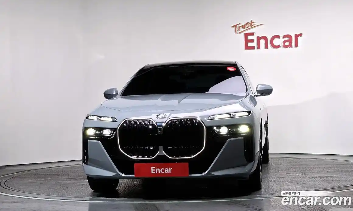 BMW 7-Series 2024 3.0 Автомат в Москве № 190672, фото 2