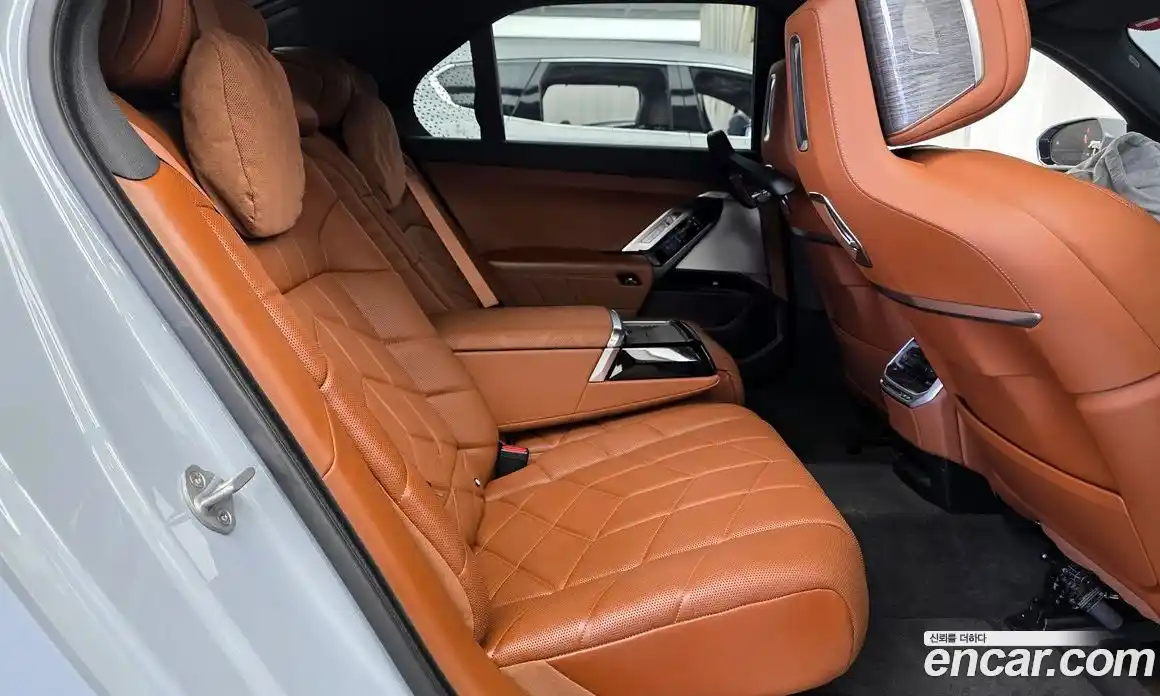 BMW 7-Series 2024 3.0 Автомат в Москве № 190672, фото 10