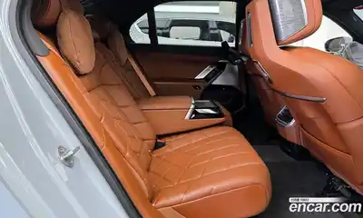 BMW 7-Series 2024 3.0 Автомат в Москве № 190672, миниатюра 10