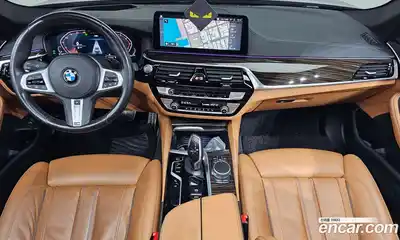 BMW 5-Series 2022 2.0 Автомат в Москве № 191538, миниатюра 3