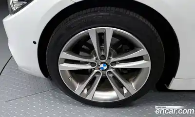 BMW 4-Series 2018 2.0 Автомат в Москве № 193214, миниатюра 4