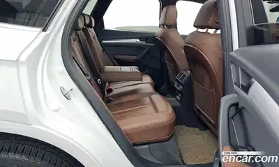 Audi Q5 2020 2.0 Автомат в Москве № 193814, миниатюра 5