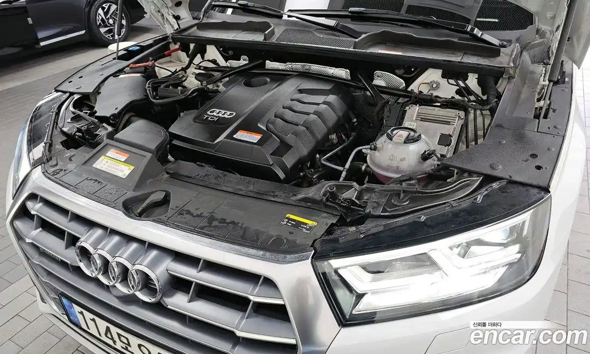 Audi Q5 2020 2.0 Автомат в Москве № 193814, фото 9