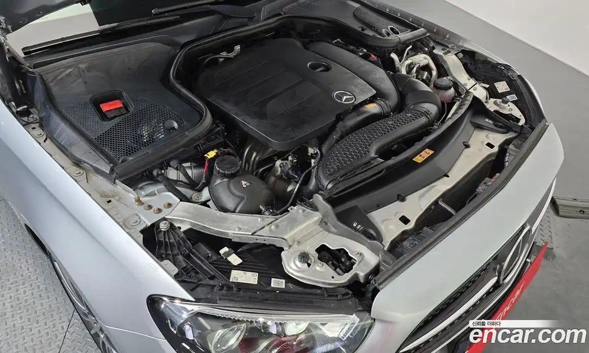 Mercedes-Benz E-Class 2022 2.0 Автомат в Москве № 194483, фото 13