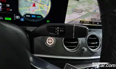 Mercedes-Benz E-Class 2022 2.0 Автомат в Москве № 194483, миниатюра 4