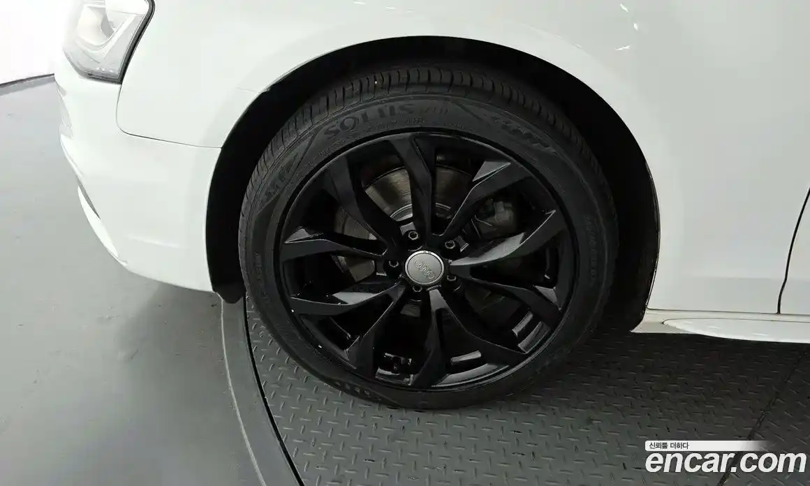 Audi A4 2015 2.0 Автомат в Москве № 194569, фото 8