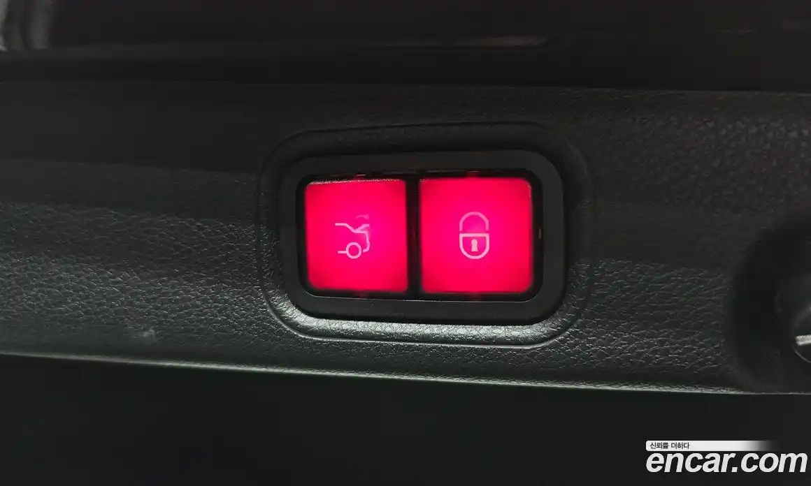 Mercedes-Benz E-Class 2020 2.0 Автомат в Москве № 194706, фото 19