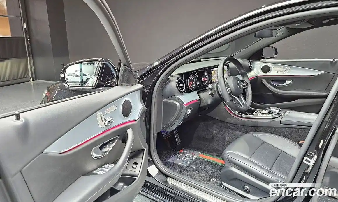 Mercedes-Benz E-Class 2020 2.0 Автомат в Москве № 194706, фото 10